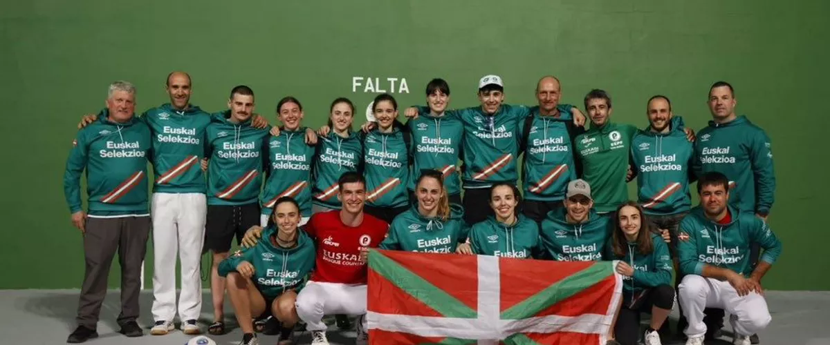 EUSKAL_SELEKZIOA_ALZIRA_EUSKADIKO_EUSKAL_PILOTA_FEDERAZIOA (002)