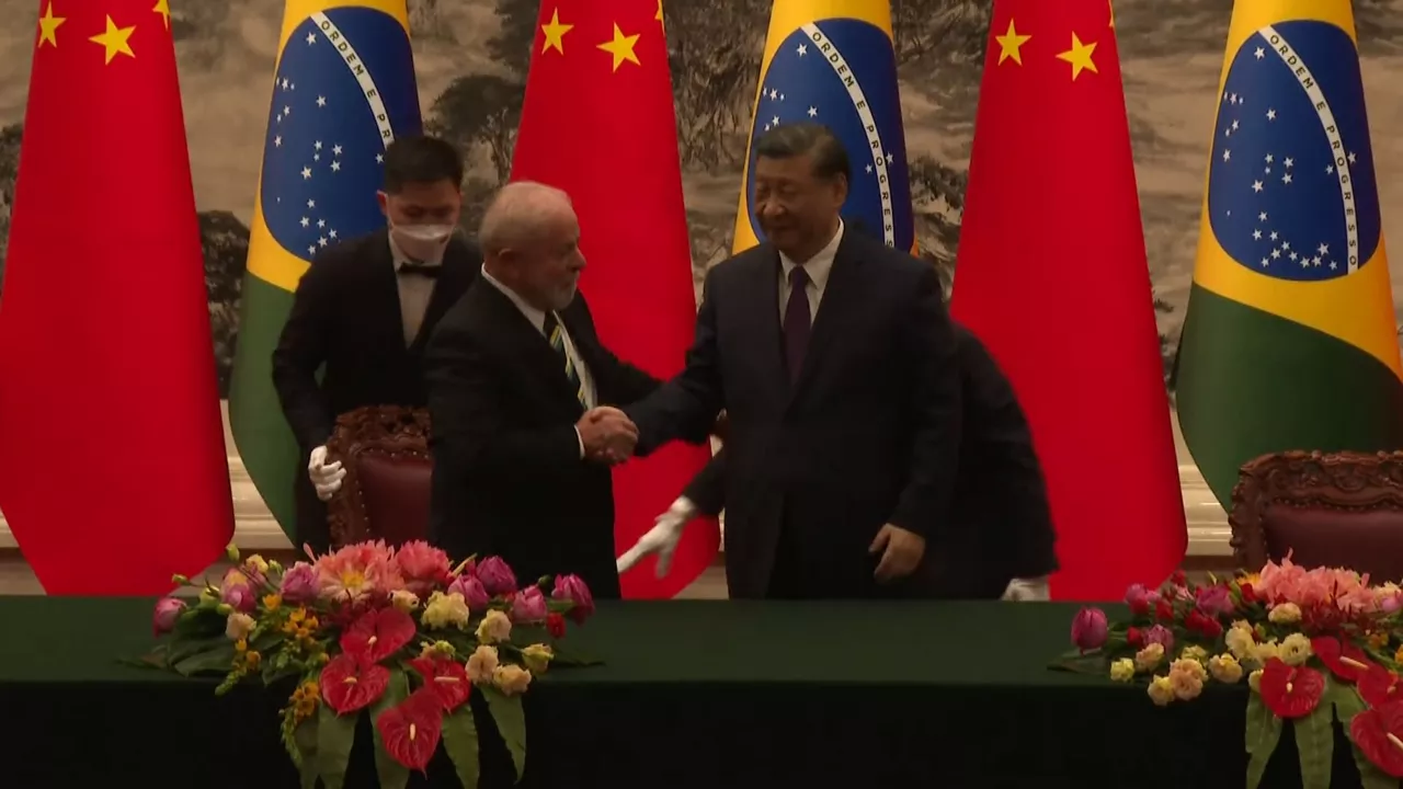 20230414134612_luis-inazio-lula-da-silva-y-xi-jinping-en-pekin_