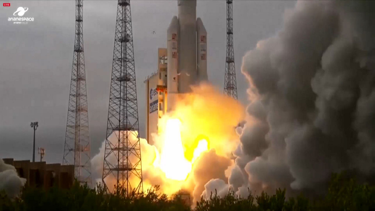 20230414142249_ariane-5-despega-de-guyana-francesa_