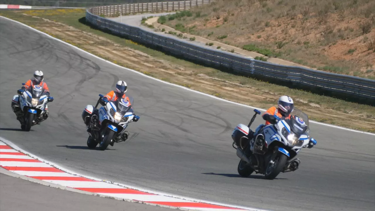 20230418104317_ertzaintza-arcos-moto_