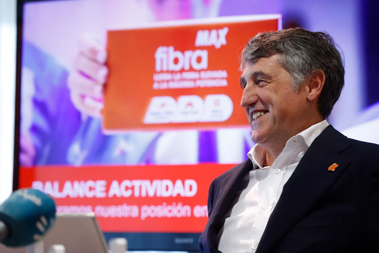 Jon Ander de las Fuentes Euskaltelen zuzendaria, astearte honetan, Zamudion. Argazkia: EFE