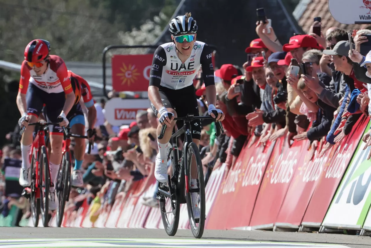 tadej_pogacar_flecha_valona_wallonne_2023_EFE