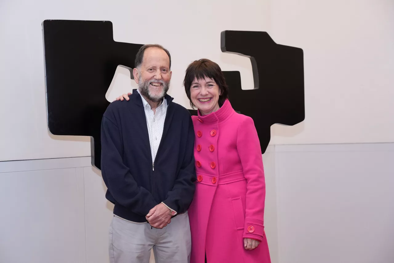 Patxi Goenaga egilea eta Beatriz Fernandez lanaren editorea