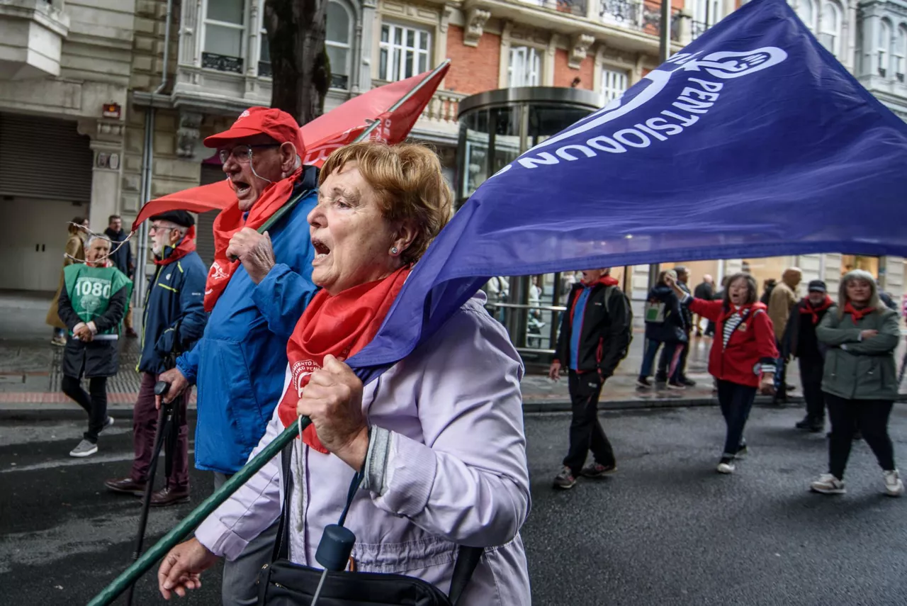 pentsionistak-pensionistas-manifestacion-pamplona-efe-2