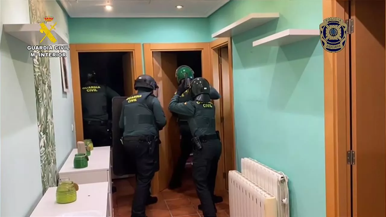 guardia civil operacion worker esclavitud moderna