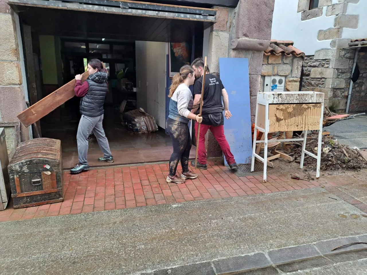 bera uholdeak euskadi irratia