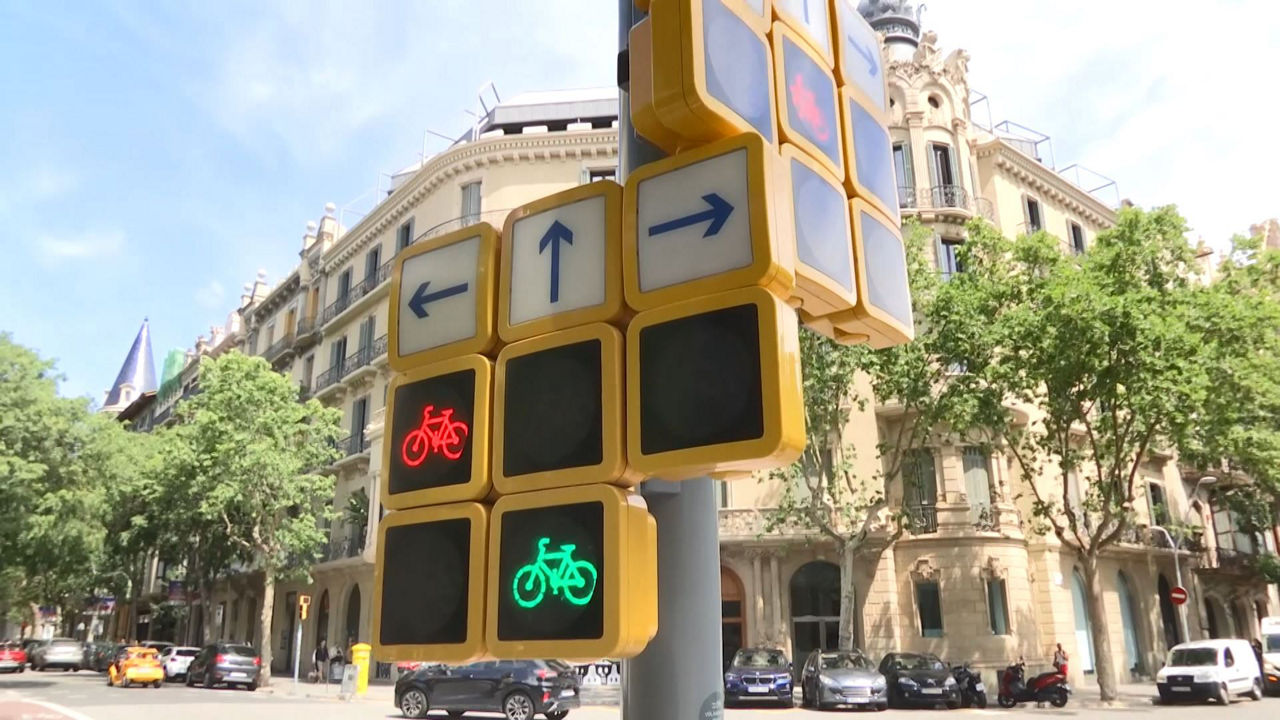 20230521132727_barcelona-semaforo_