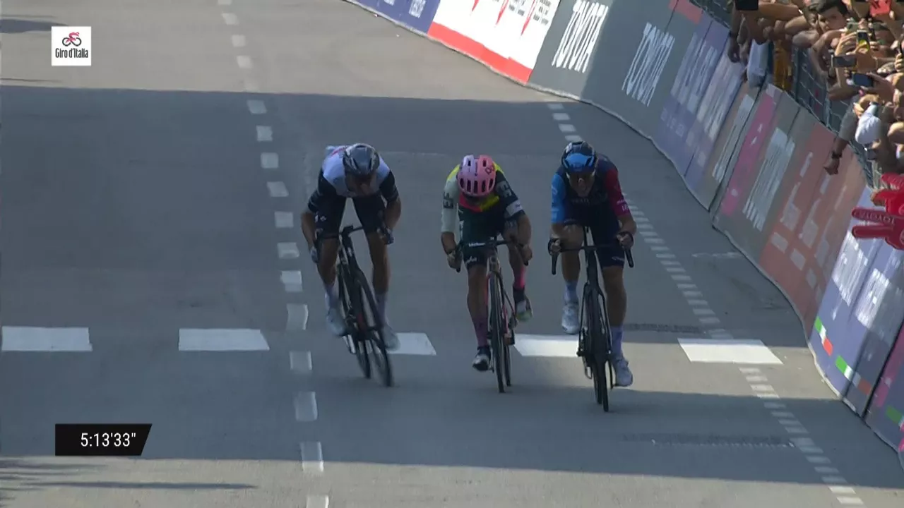 20230521172744_italiako-giroa-15-etapa_