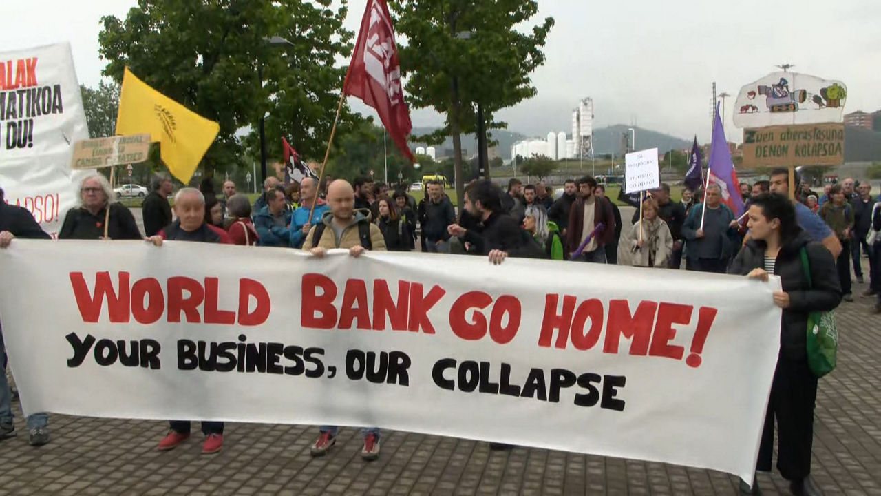 20230523111154_concetracion-de-repugna-del-banco-mundial_