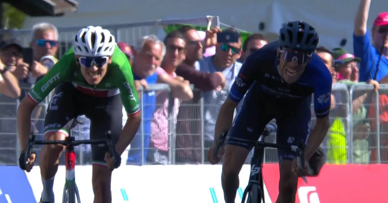 Filippo Zana eta Thibaut Pinot, esprintean. Argazkia: EITB Media.