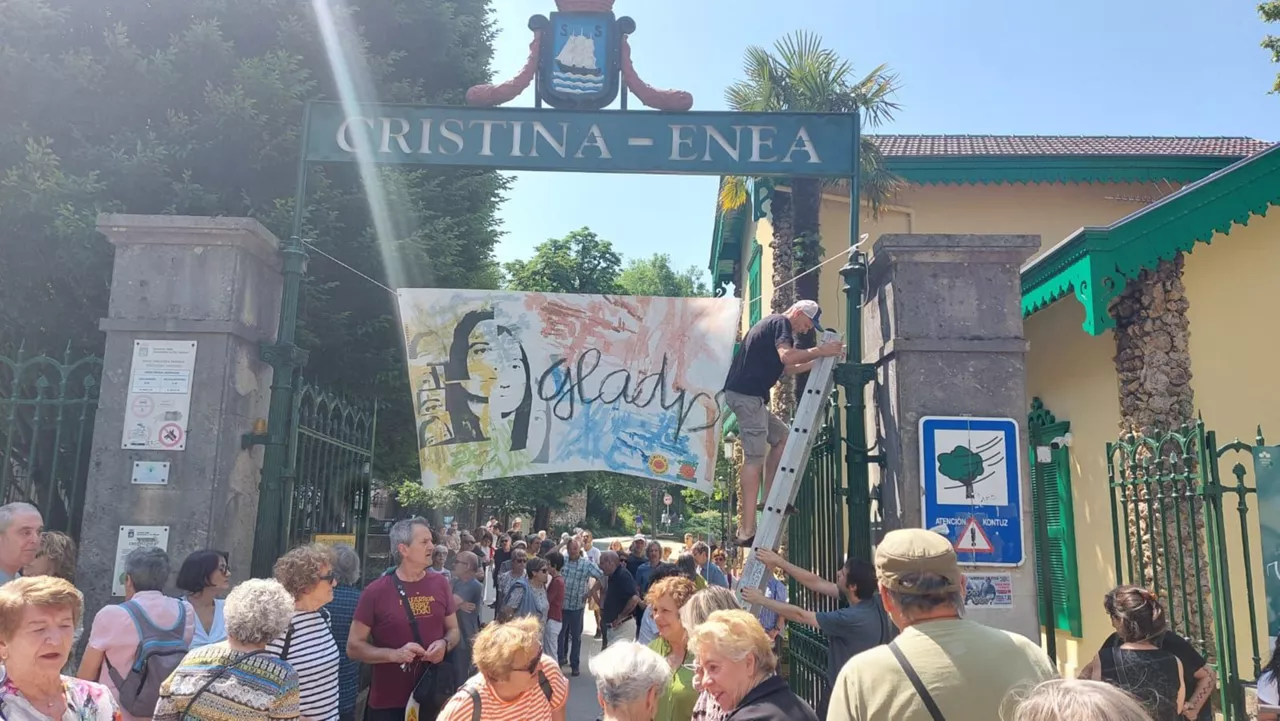 Homenaje a Gladys del Estal en el 44 aniversario de su muerte por un disparo. Foto: Euskadi Irratia