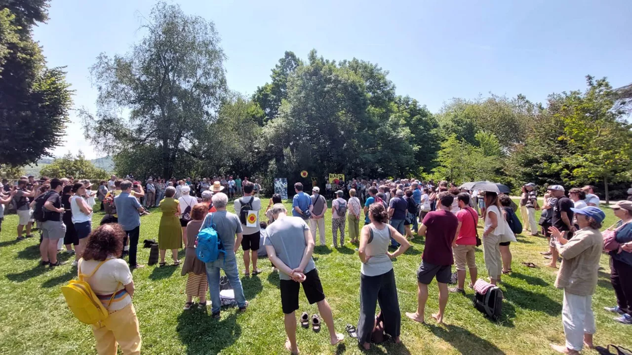 Gladys del Estal omentzeko larunbatean egin duten ekitaldia, Donostian. Argazkia: Euskadi Irratia