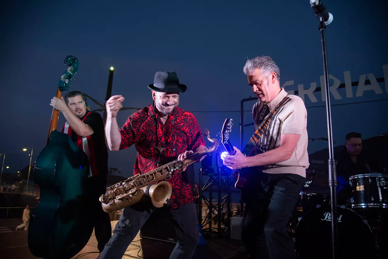 Micky & The Buzz. Argazkia: Last Tour