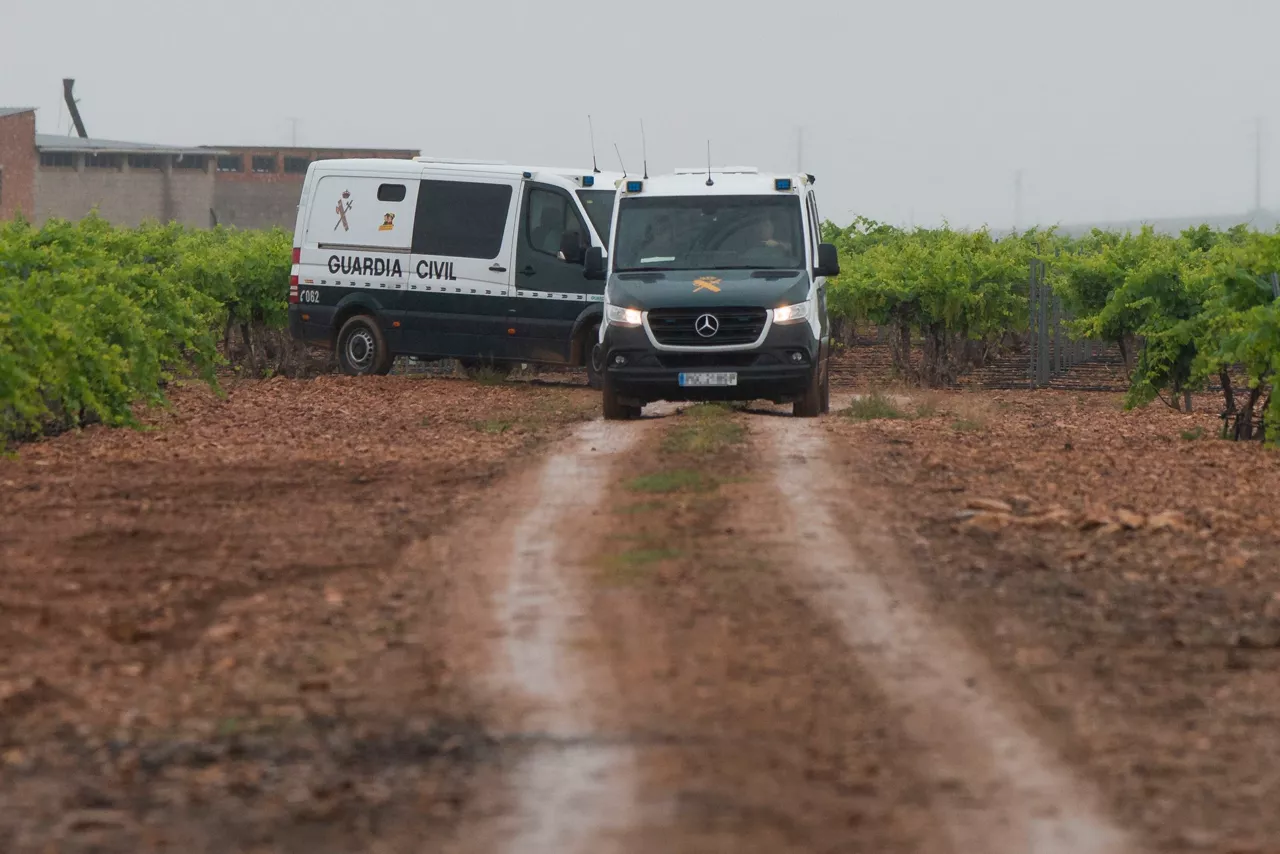 Egunean zehar putzutik hezur gehiago ateratzen jarraituko dute