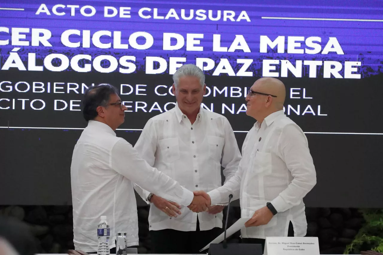 Habanan 35 egunez izan den negoziazio-zikloaren itxiera.