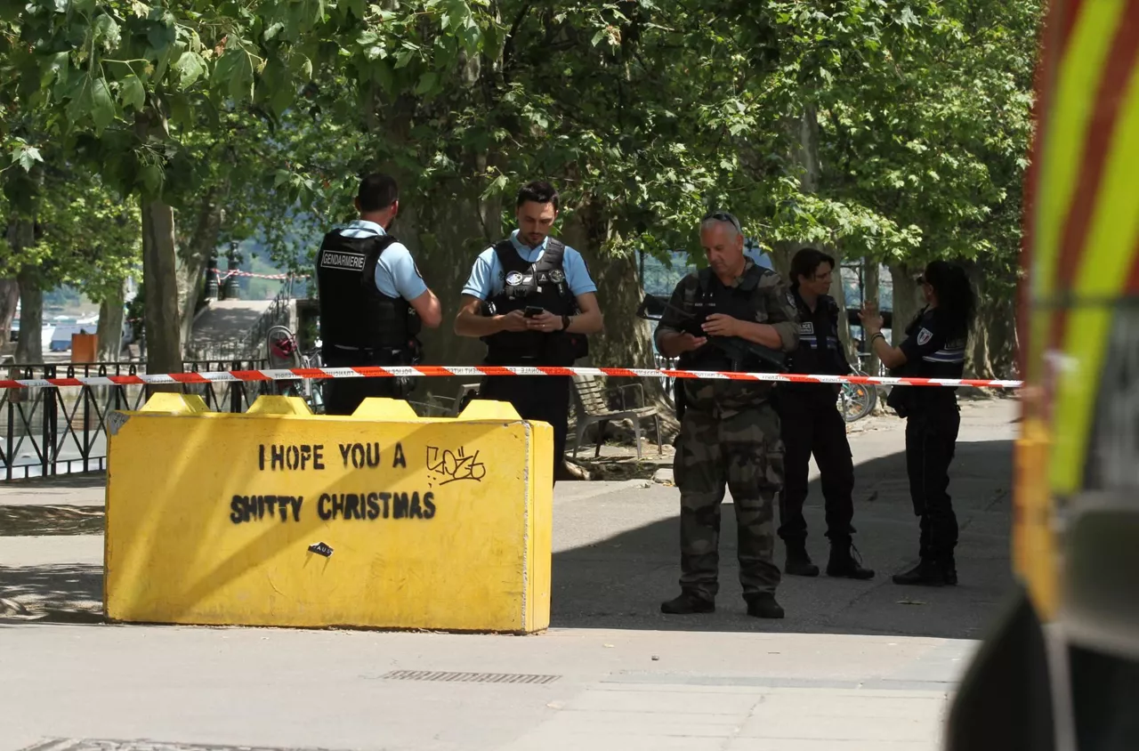 El suceso ocurrió el jueves en la localidad francesa de Annecy. Foto: EFE