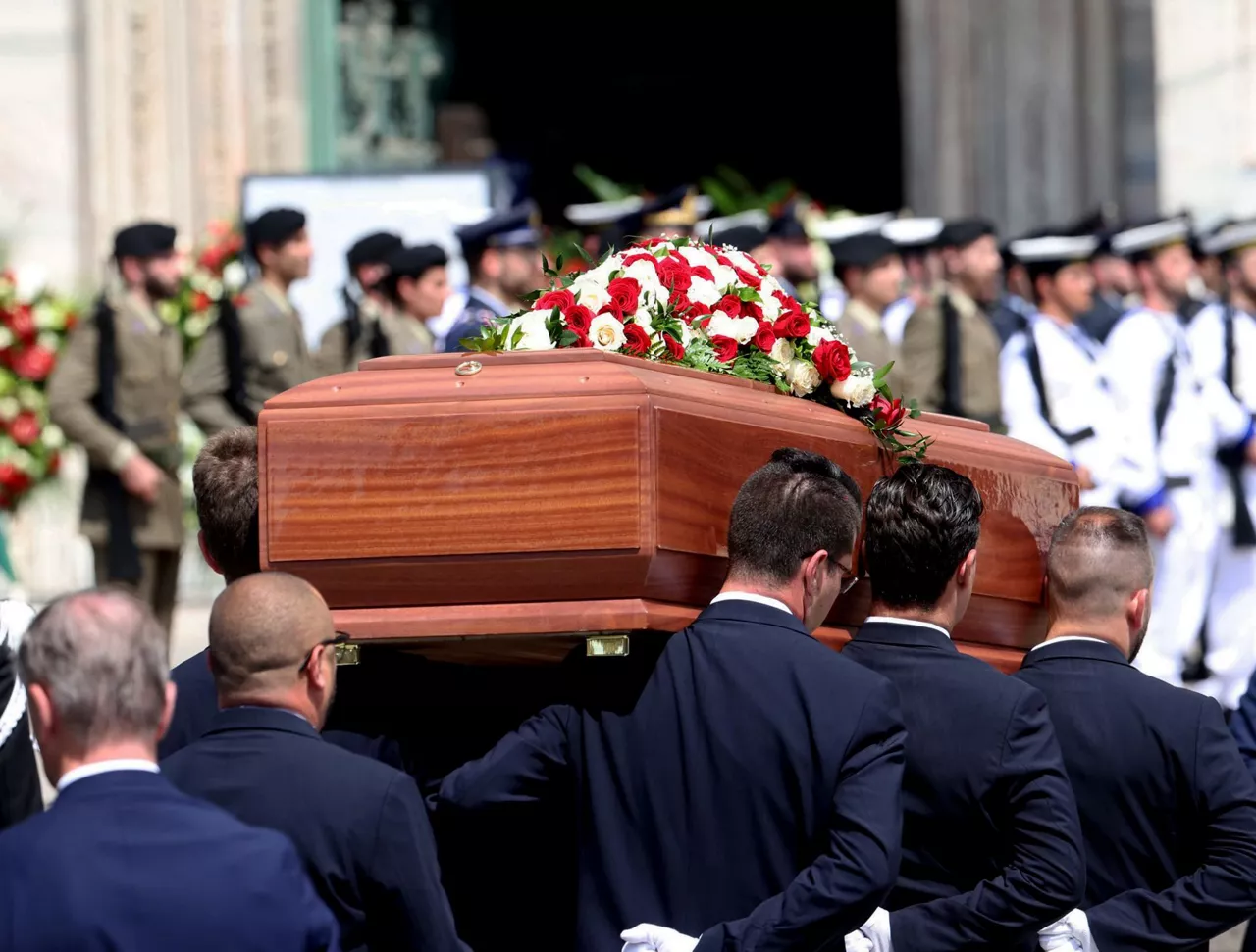berlusconi_hileta_milan_2_efe
