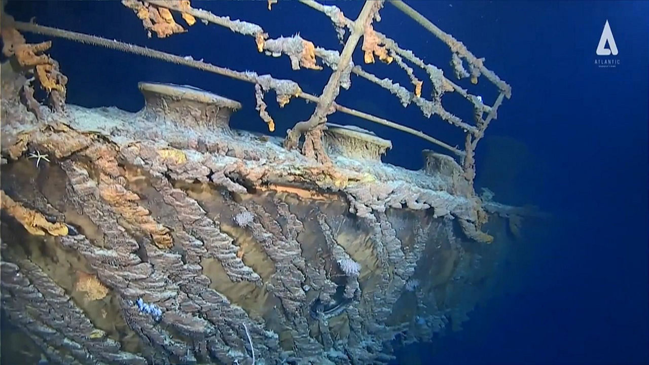 Titanic hondarrak