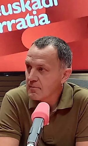 Urruzuno, elkarrizketaren une batean.