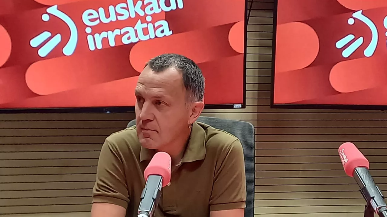 Urruzuno, elkarrizketaren une batean.