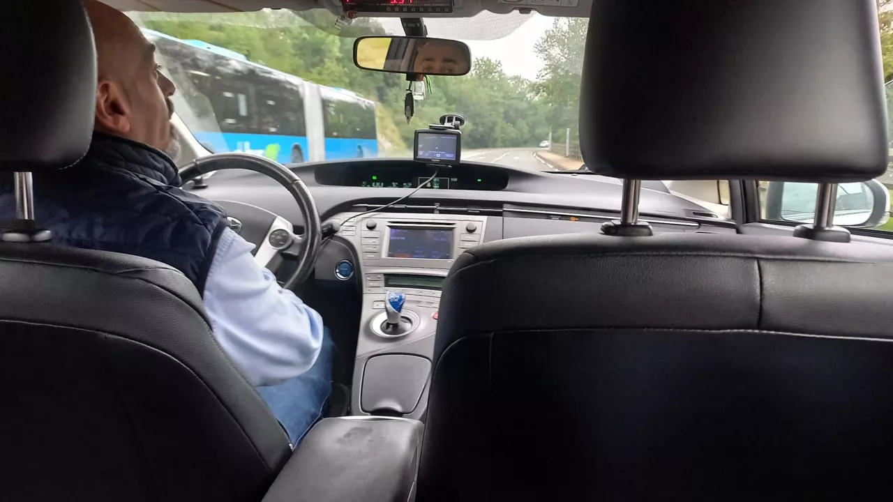 donostiako-taxi-gidari-bat