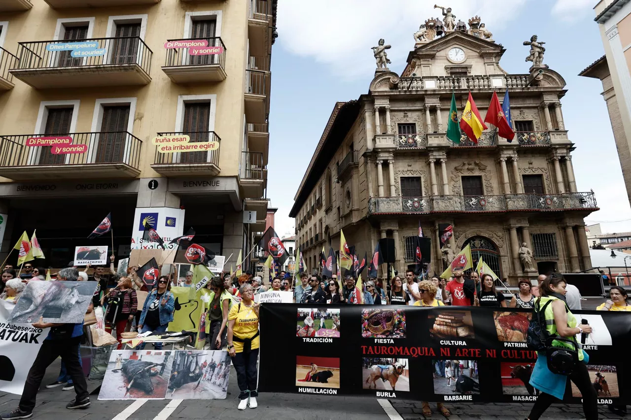 manifestacion-pamplona-libertad-animal-navarra-efe-2