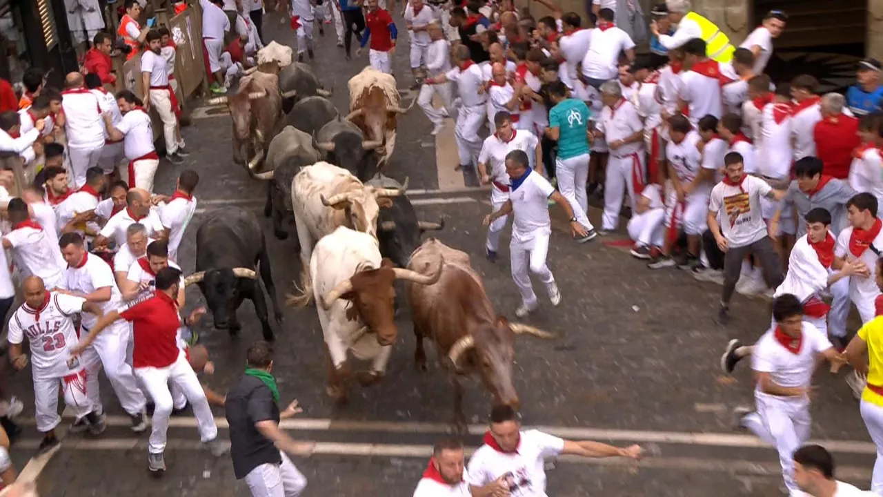 20230708081428_segundo-encierro-sanfermines-bigarren-entzierroa_