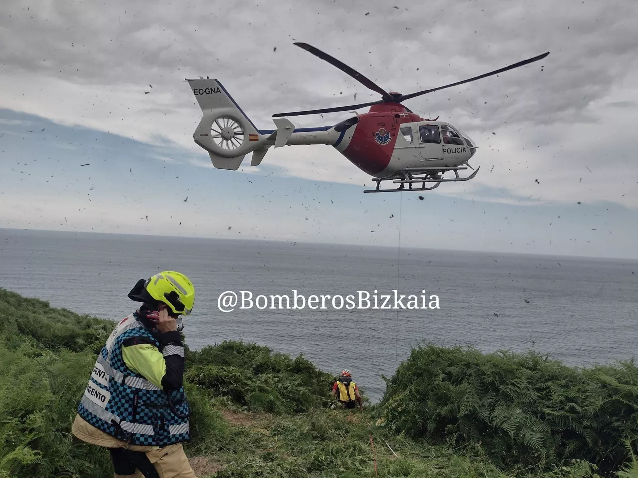 Rescate Sopela @BomberosBizkaia