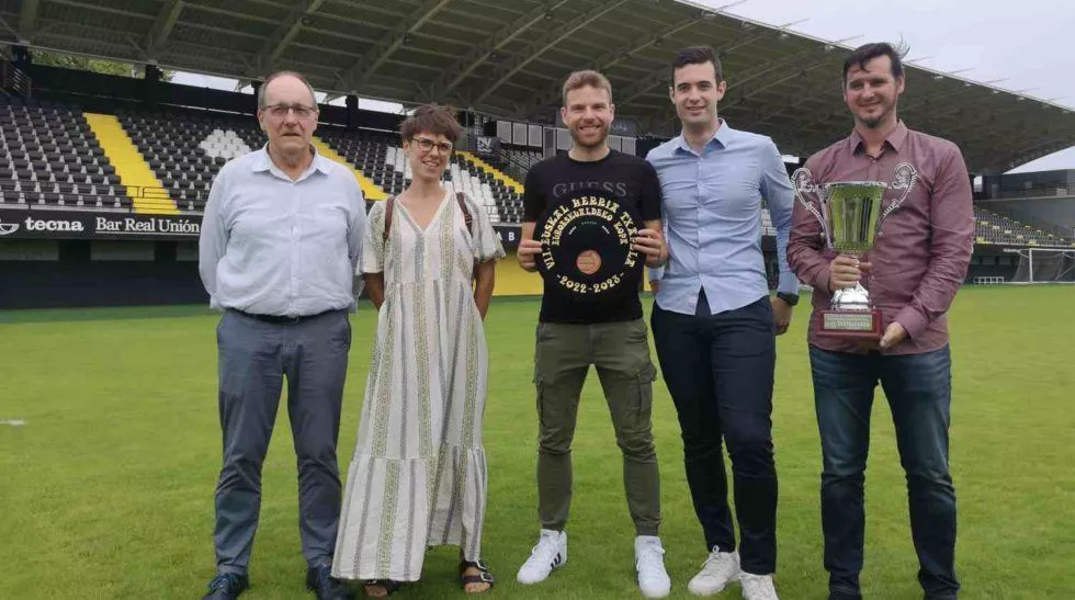 Joseba Ibarburu, Aitziber Zapirain, Asier Illarramendi, Ibon Barberia eta Igor Emeri, aurkezpenean