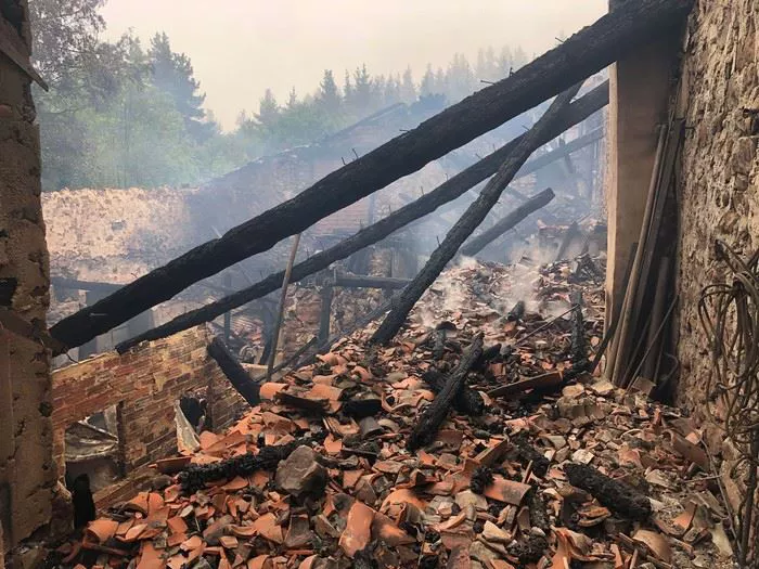 Restos del incendio. Foto: Goiena
