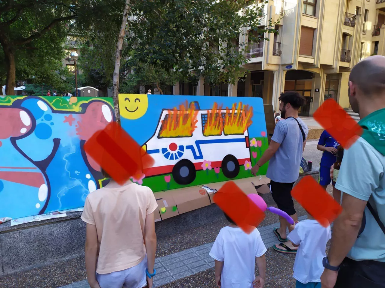 Graffiti retirado.