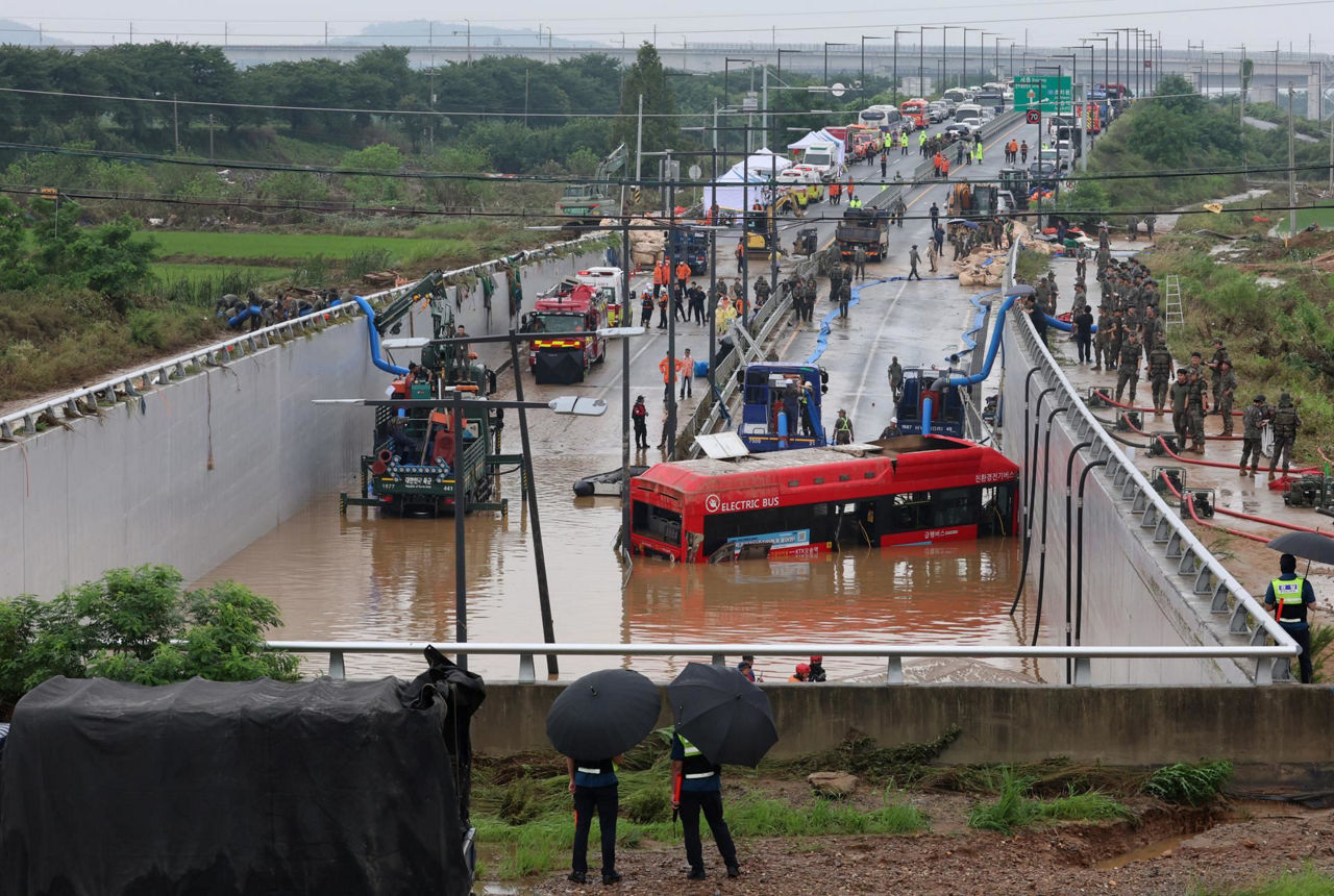 corea del sur hego korea inundacines uholdeak tunel efe