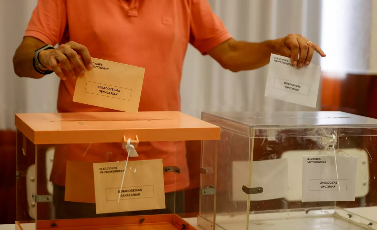 elecciones generales hauteskunde orokorrak urnas  hautetsontzia efe