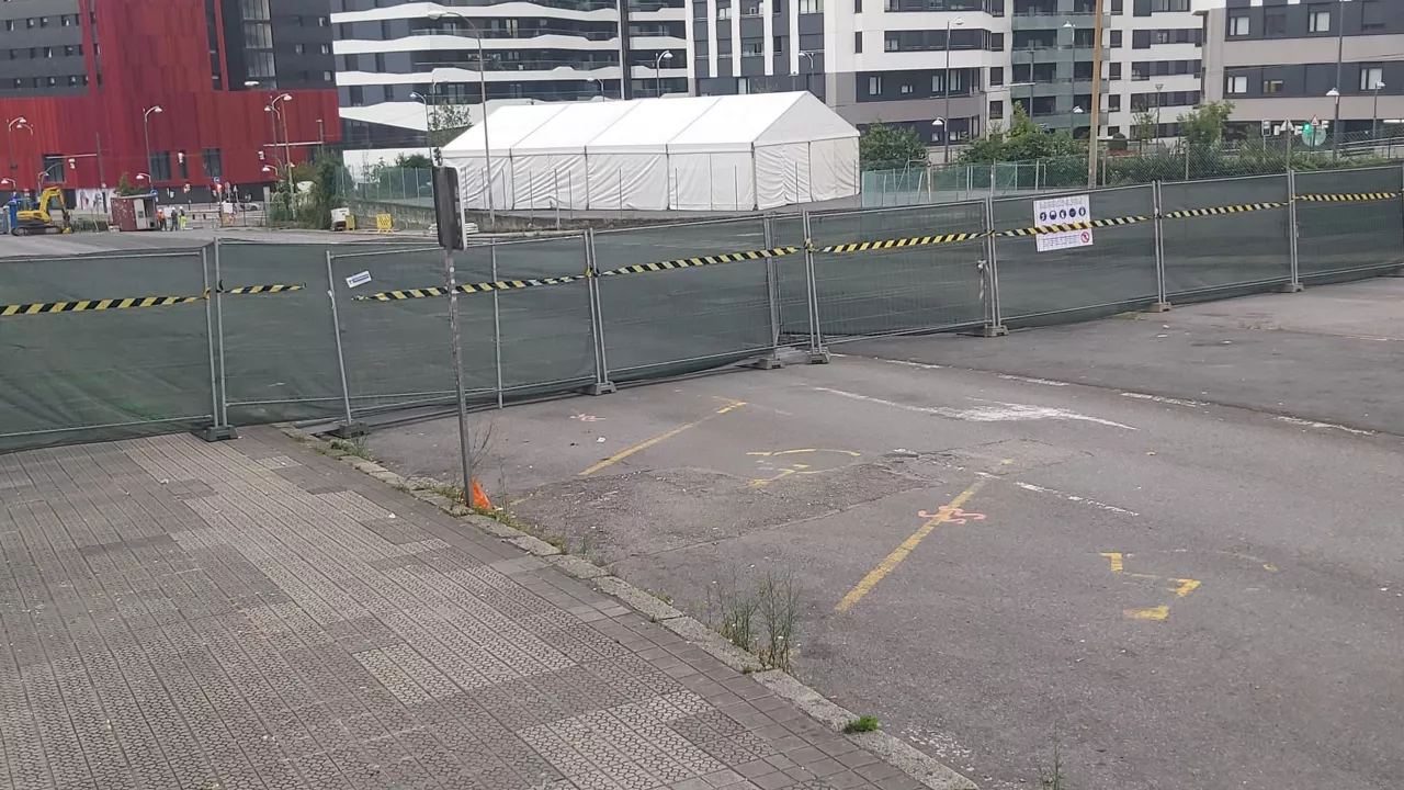Parking del Hospital de Basurto, lugar de las obras.