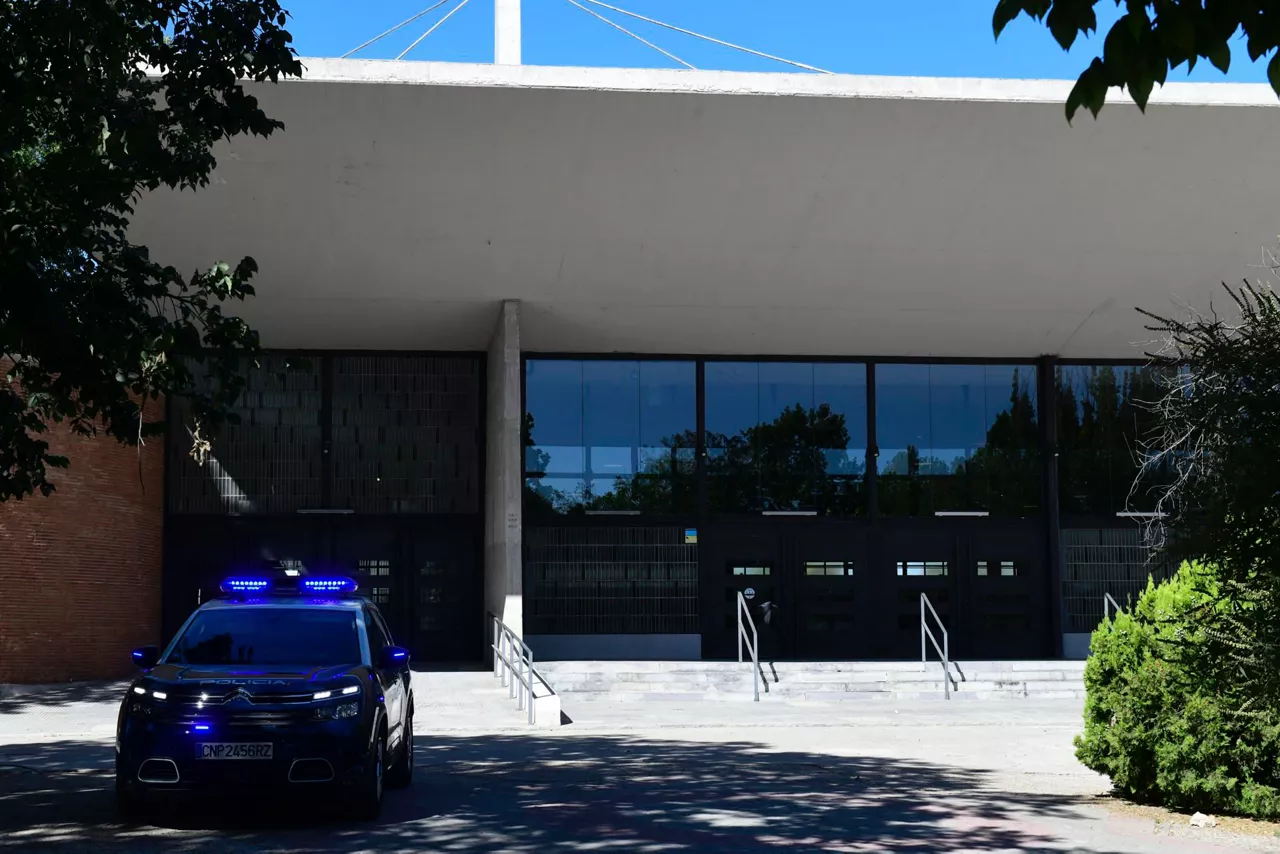 Pabellon-Convenciones-Recinto-Ferial-Casa-Campo-Junta-Electoral-Provincial-Madrid