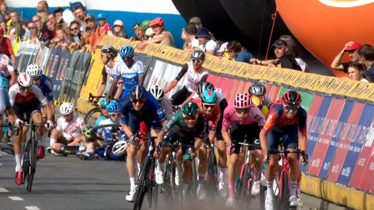 20230802165642_erorikoapoloniakotourra_