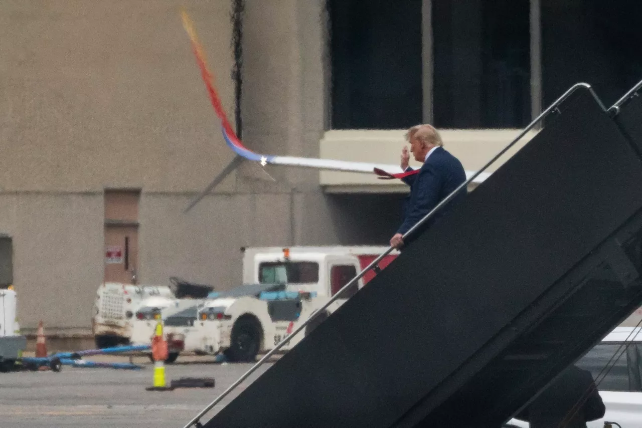 Trump-Washington-avion-efe