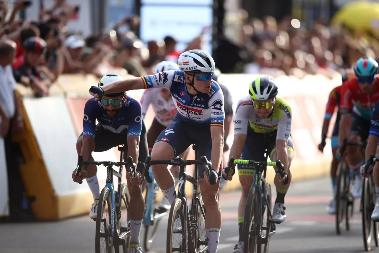 Tim Merlierrek bi garaipen daramatza lasterketan. Argazkia: EFE (artxiboa).