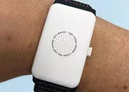 Pulsera que avisa de un posible golpe de calor
