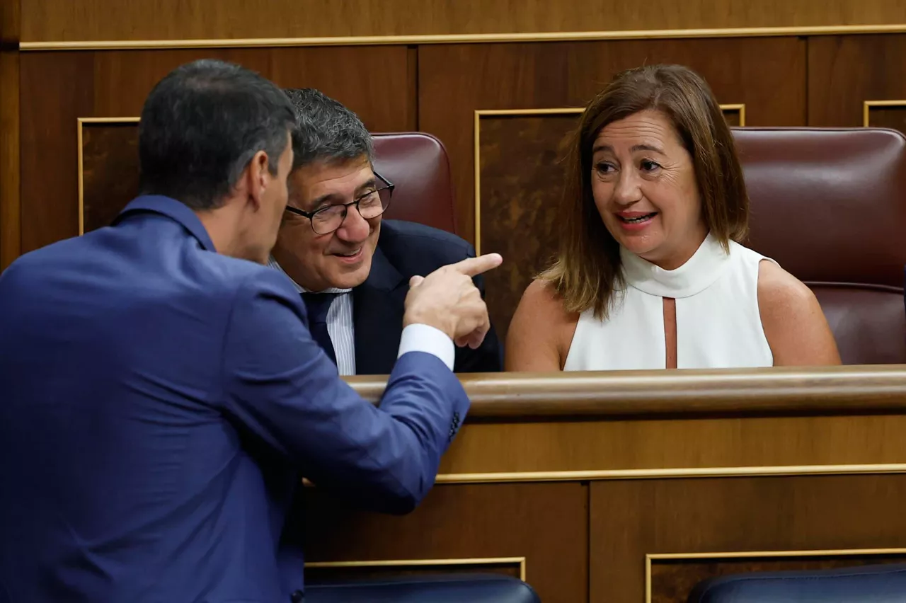 francina armengol patxi lopez pedro sanchez efe