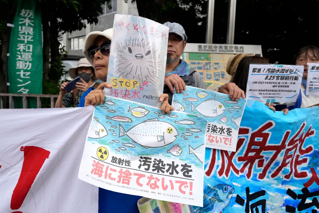 Protestas por el vertido del agua de la central nuclear de Fukushima en Japón