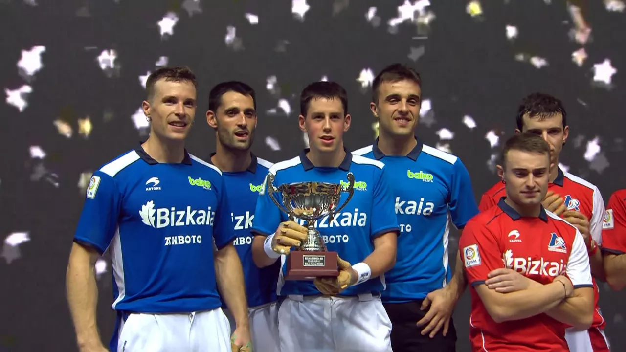 El equipo Anboto, vencedor del Torneo Bizkaia de pelota