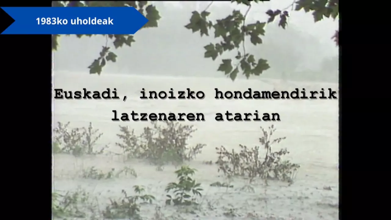 20230824222203_uholdeak_