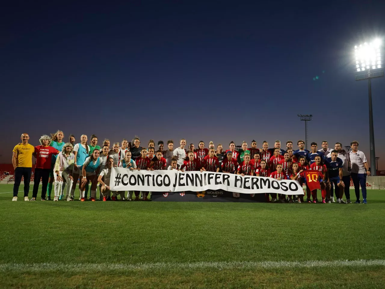 Jenni hermoso ovacionada womens cup EFE