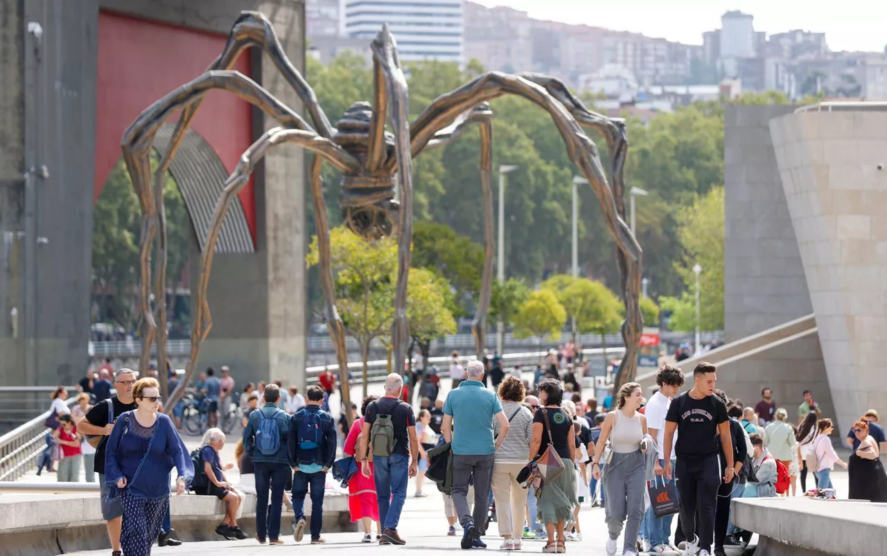 turismo turismoa bilbao bilbo guggenheim efe
