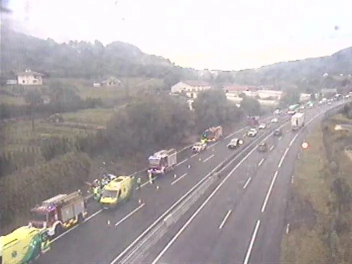 berriz-accidente-ap8-trafikoa