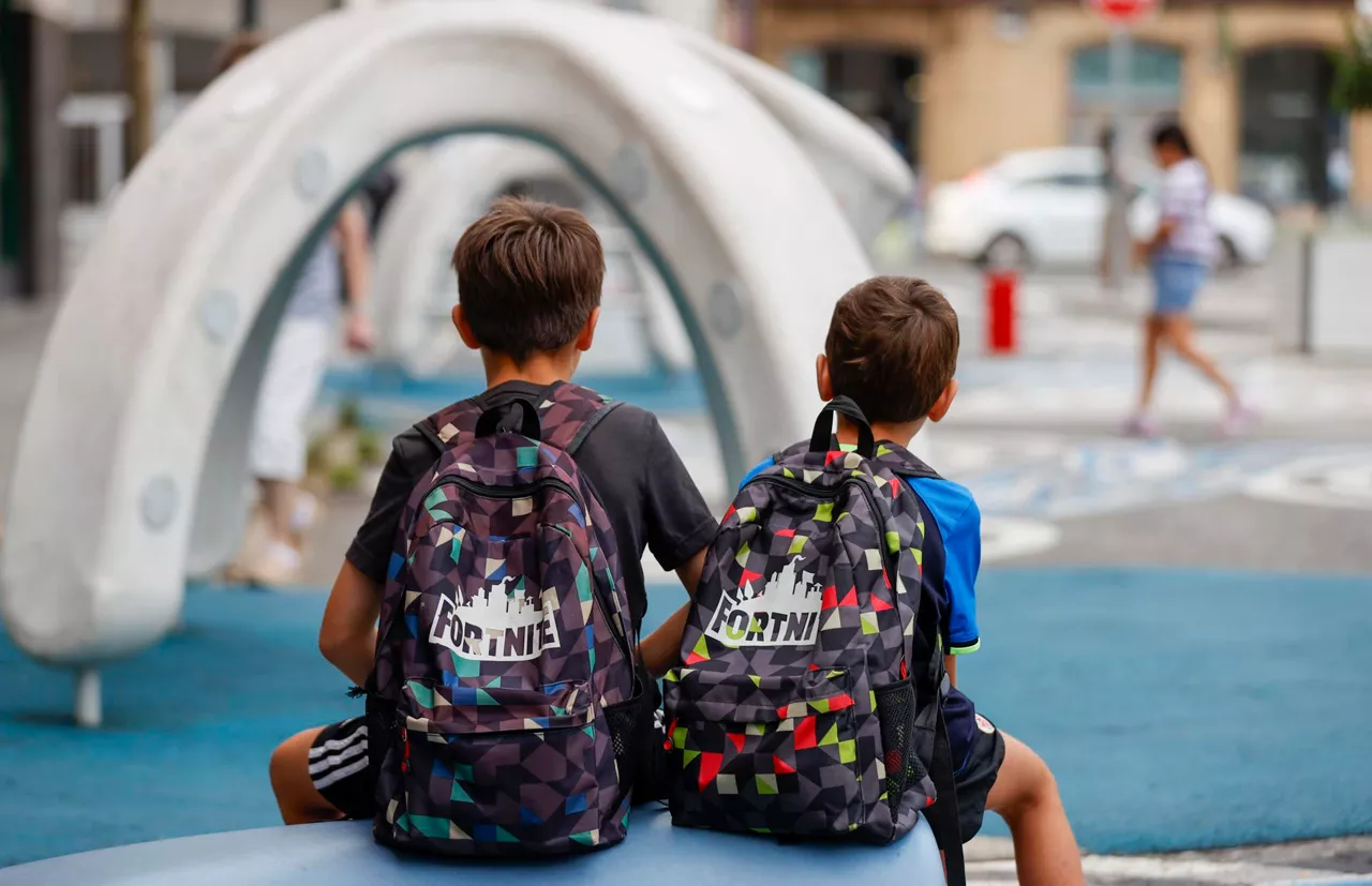 inicio de curso kurtso hasiera niños umeak haurrak eskola ikastola colegio bilbao bilbo efe