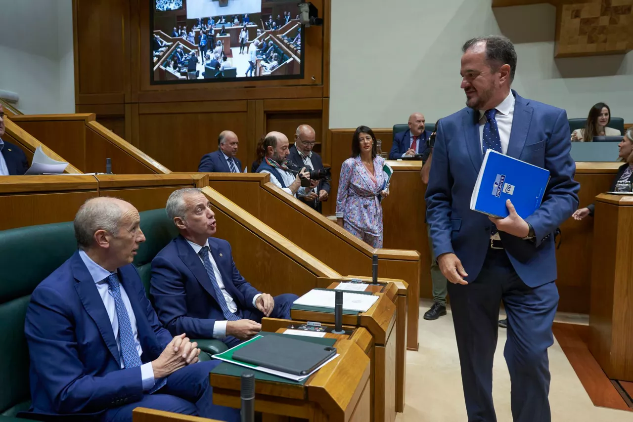 iturgaiz urkullu erkoreka legebiltzarrean
