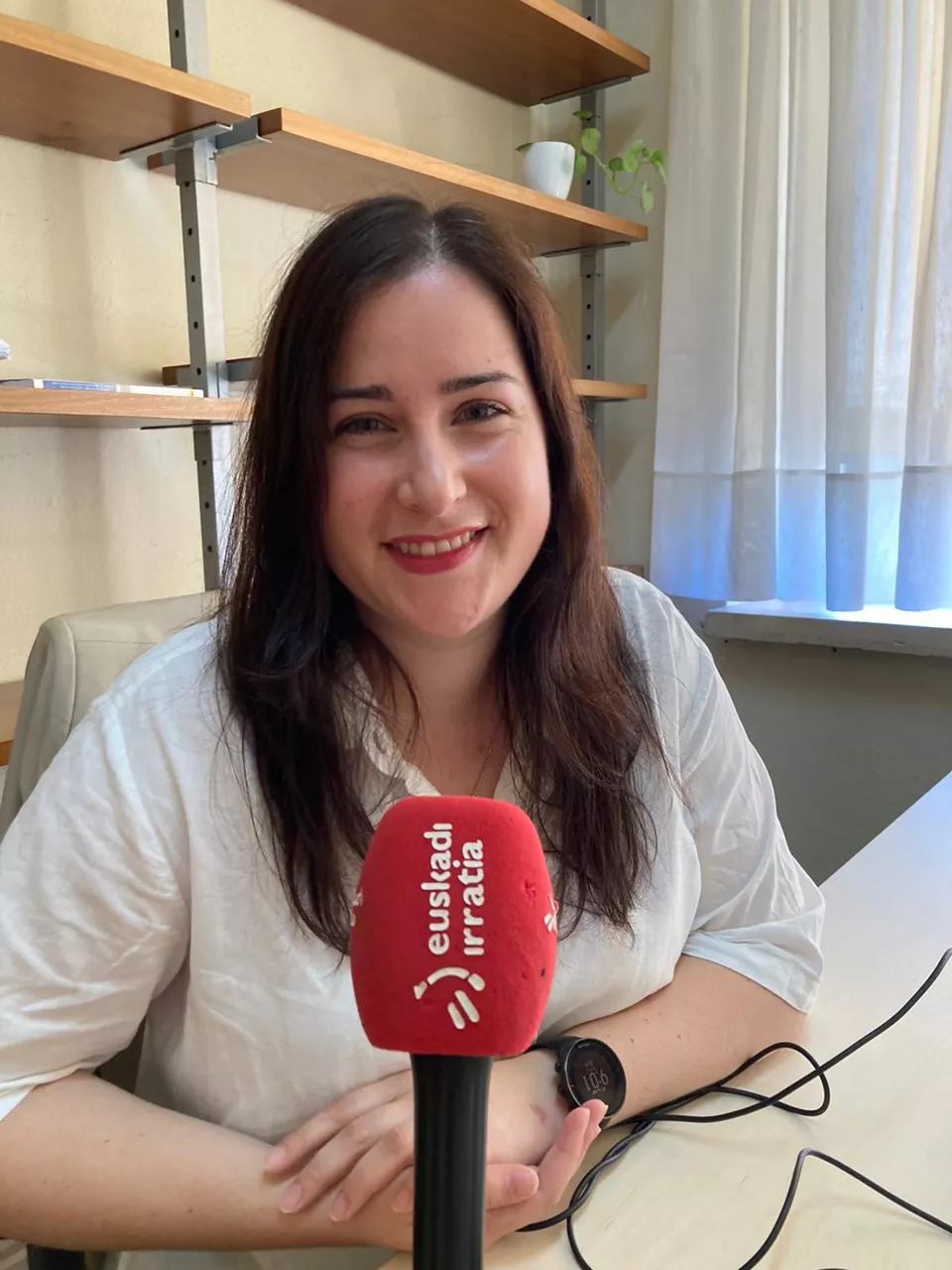Ihintza Palacin, EHUko zuzenbide konstituzionaleko doktorea