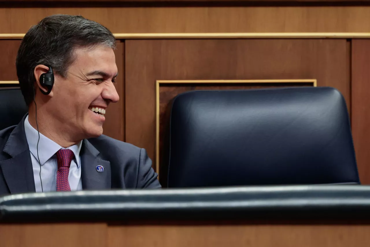sanchez-riendo barrezka kongresua-congreso-efe